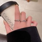 Meet the romance of fingertips! These two rings perfectly blend sweetness and elegance. The exquisite shape combined with sparkling zirconia is lively and playful, which is the embodiment of a girl's heart